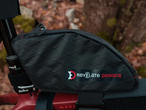 Revelate Designs Jerrycan Bent installed.